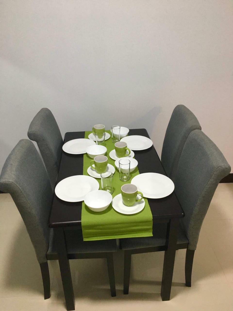 Ameer Condotel @ Parkside Villa Manila Ngoại thất bức ảnh